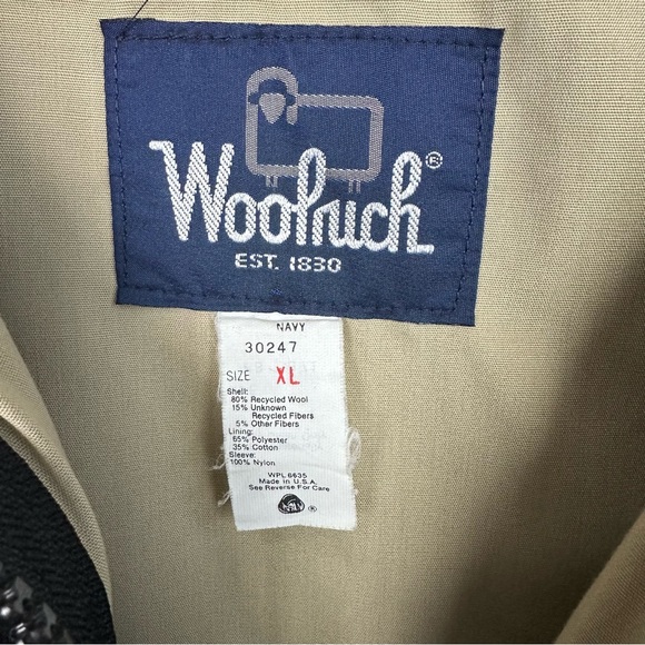 Vintage Woolrich navy wool coat - Picture 7 of 8